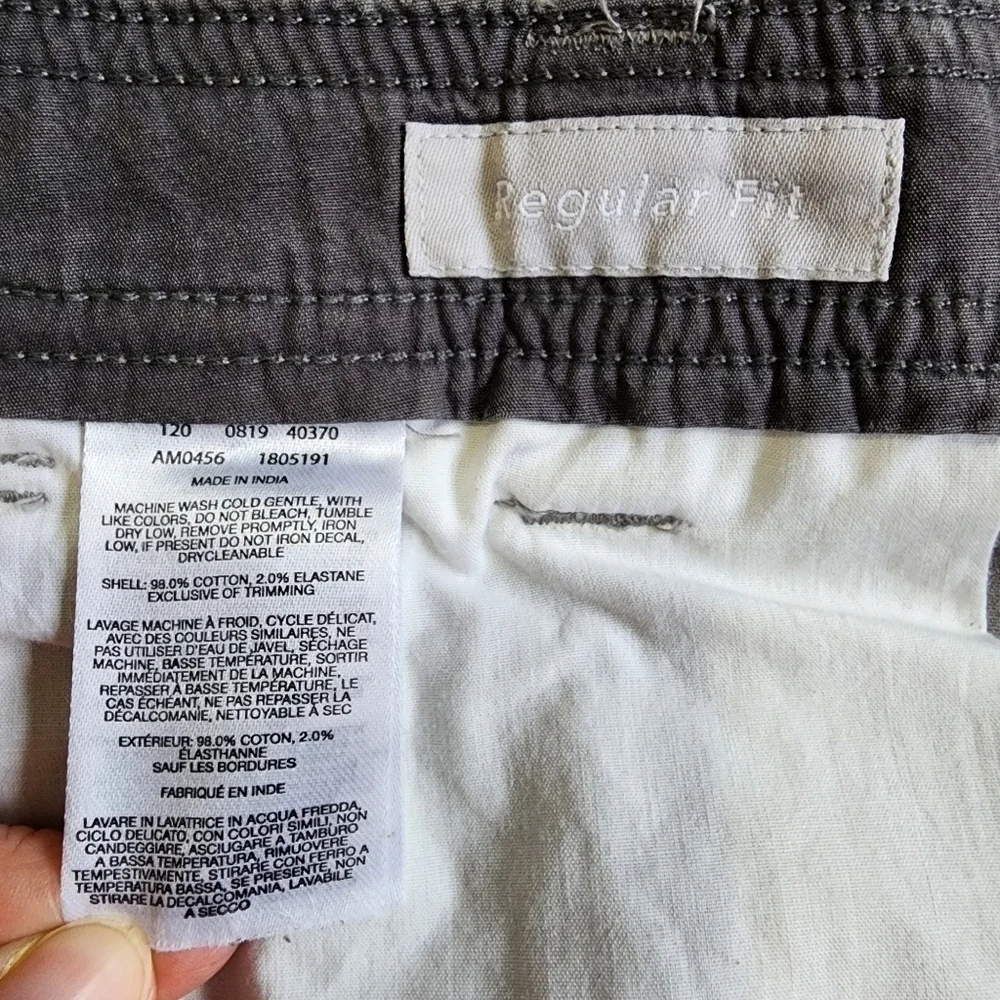 Columbia Cargo Grey Shorts - 40 Waist